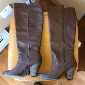 Mia high boots